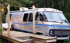 Glamping 1970 American Airstream Motorhome
